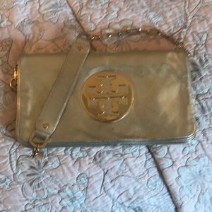 Tory Burch Bags - Tory Burch Reva Clutch Tory Burch Bags - Tory Burch Reva Clutch